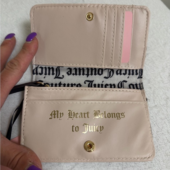 Juicy Couture Card Wallet - Picture 4 of 4